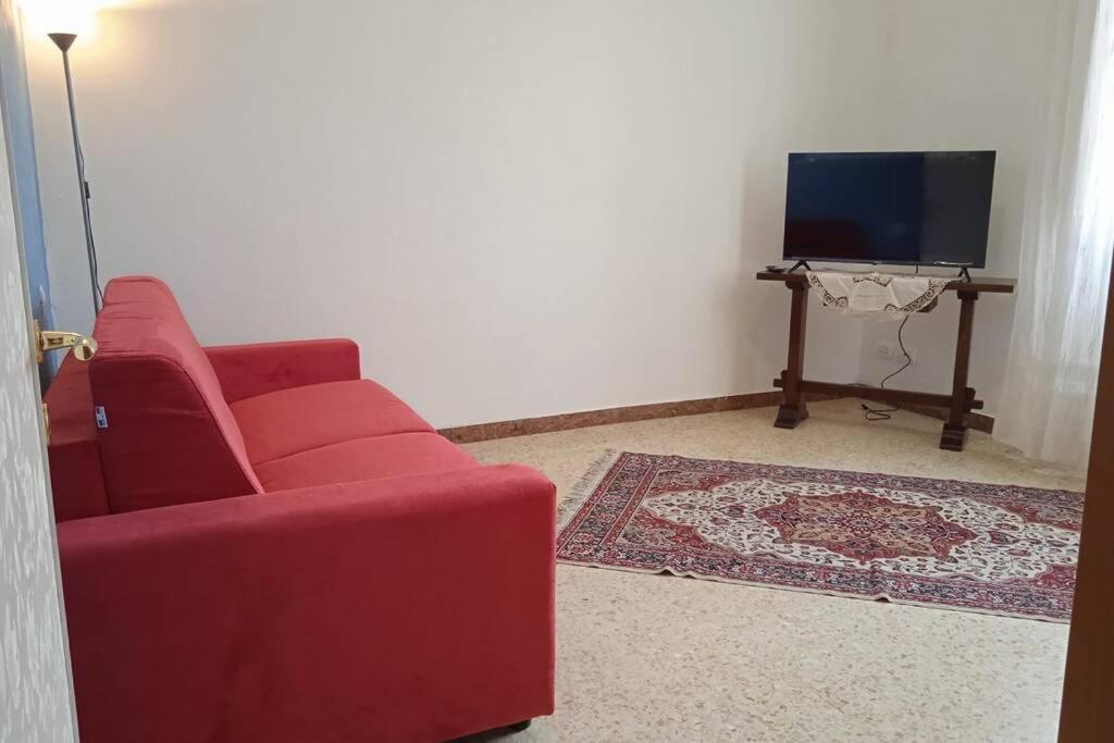 Casagiorgio A Due Passi Dal Centro Storico Apartment Florence Exterior photo